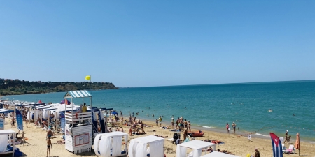 Пляж Учкуевка в Крыму - жилье